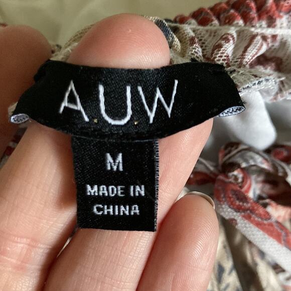 A.U.W. Floral Fully Lined Mesh Pullover Top, Size M - Picture 7 of 9